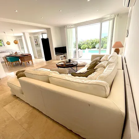 Villa Podaroc